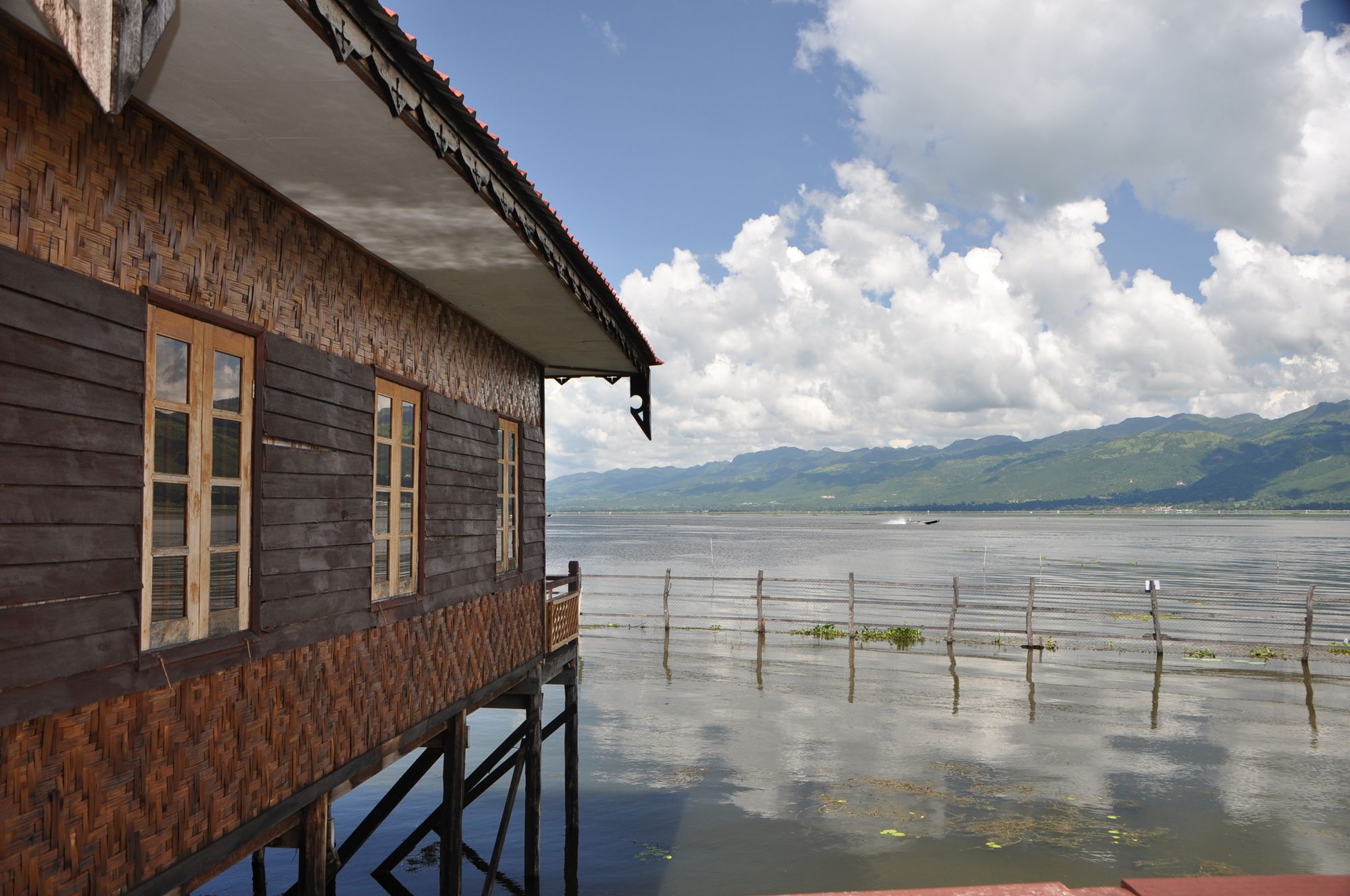 Ann Heritage Lodge Inle Lake Eksteriør bilde